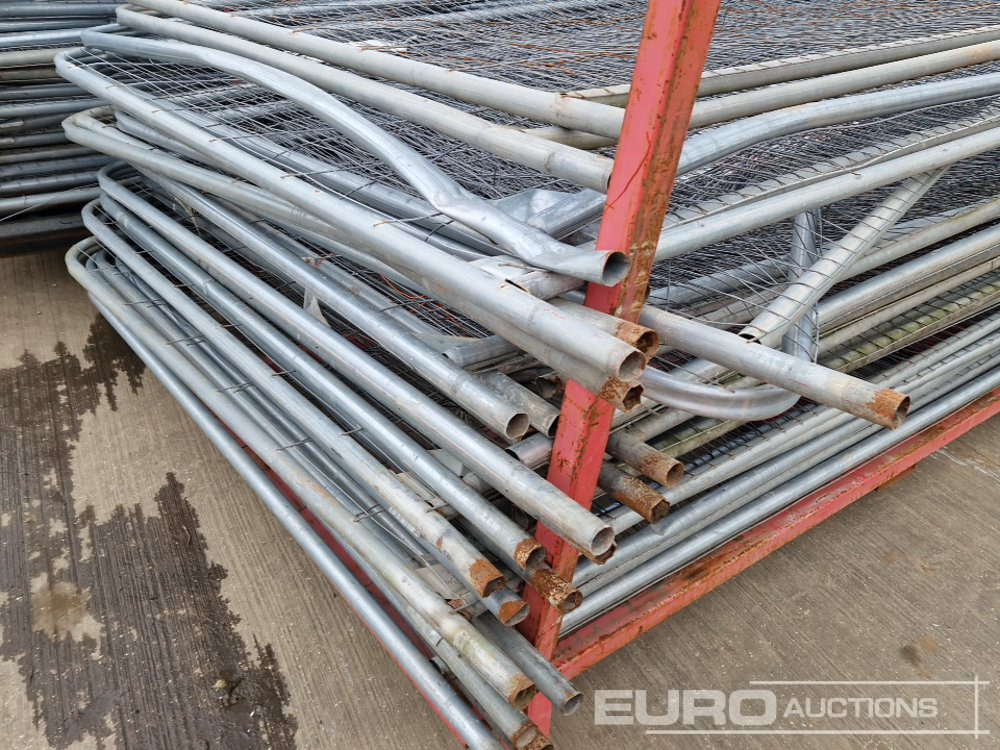 Entreprenadutrustning Stillage of Heras Fencing (2 of): bild 9